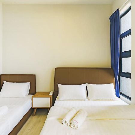 Full Seaview 2R1B Condo For 6Pax In Kota Kinabalu Esterno foto
