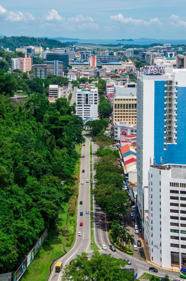 Full Seaview 2R1B Condo For 6Pax In Kota Kinabalu Esterno foto