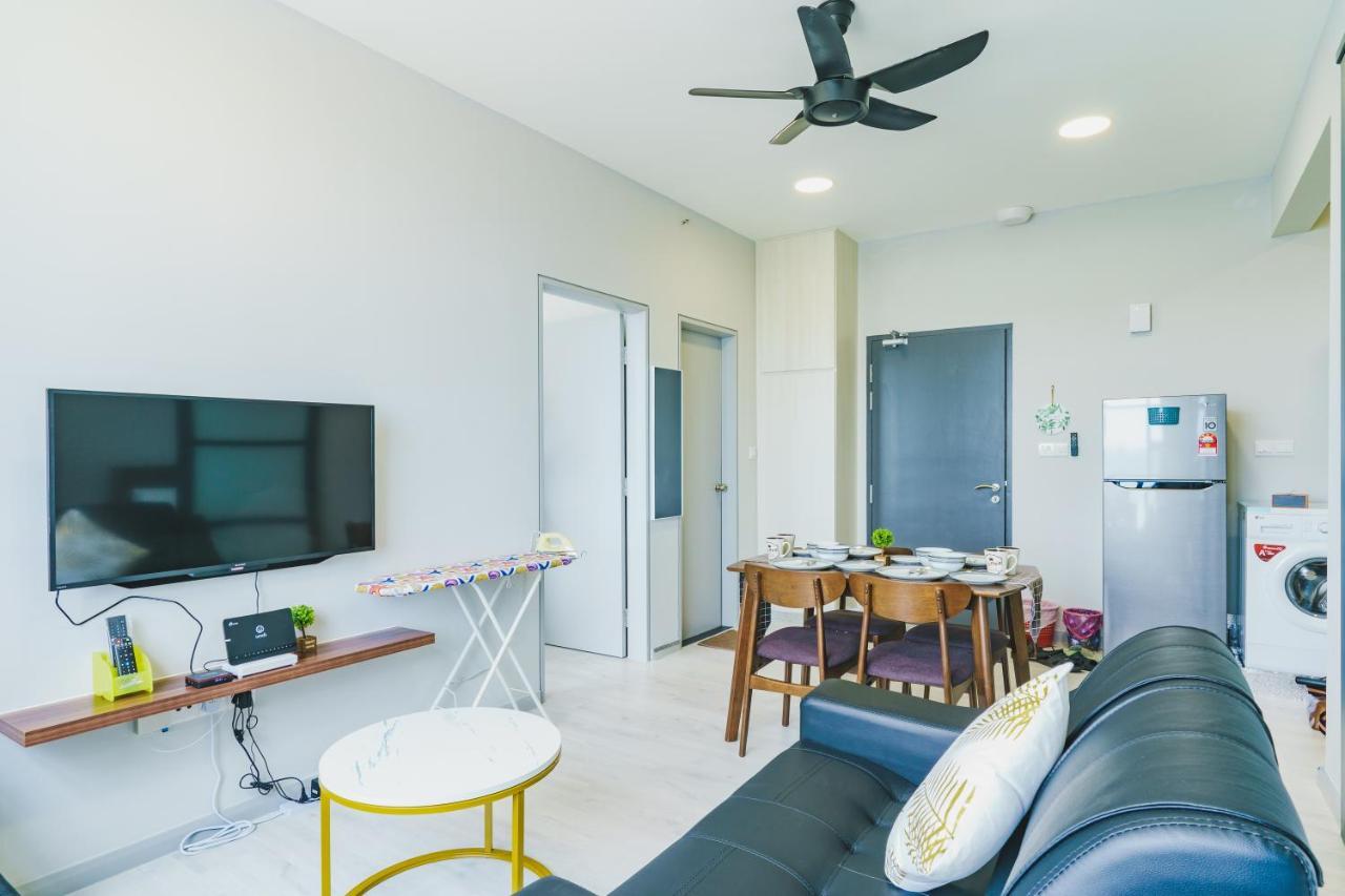 Full Seaview 2R1B Condo For 6Pax In Kota Kinabalu Esterno foto